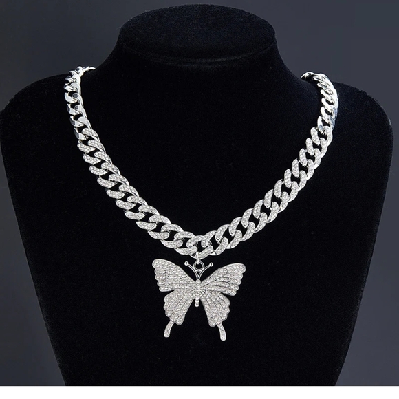 Silver Butterfly Cuban Link Chain Necklace NWT - Picture 2 of 2